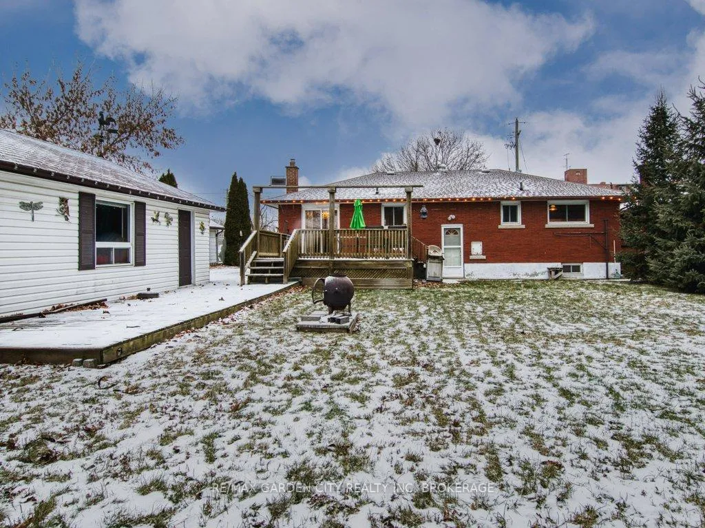 Photo 35 of 2 Sikorski Avenue, St. Catharines, Carlton/Bunting — HOMEH