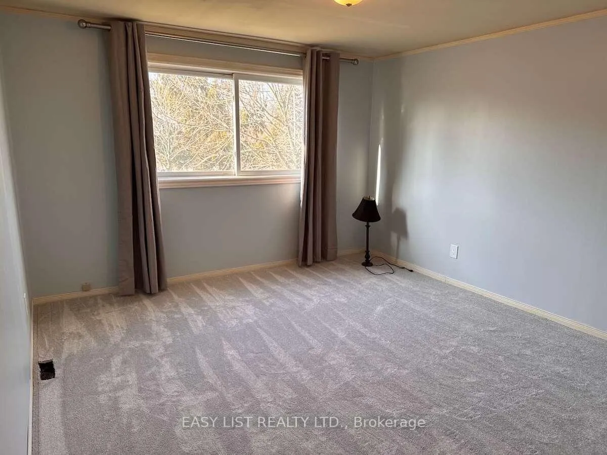 Photo 23 of 3104 St Clair Parkway, St. Clair — HOMEH