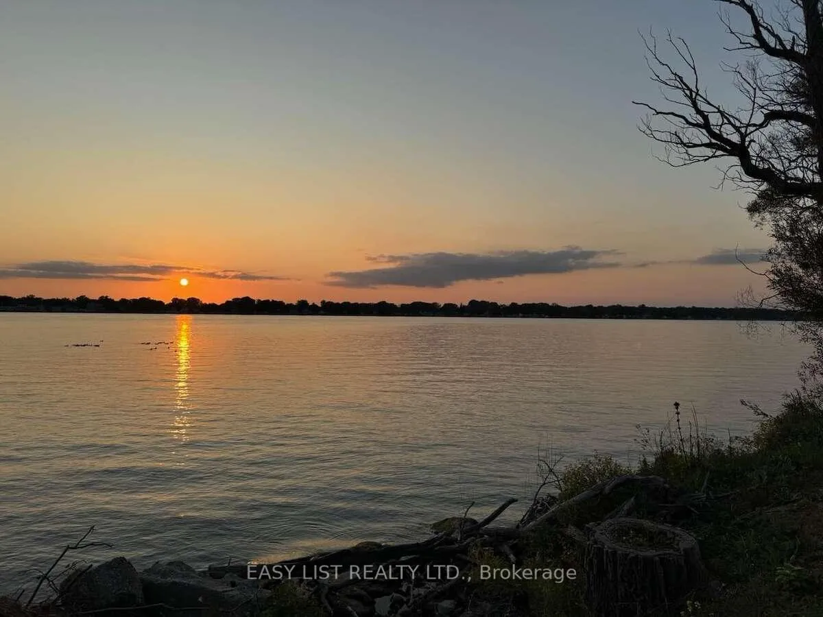 Photo 28 of 3104 St Clair Parkway, St. Clair — HOMEH