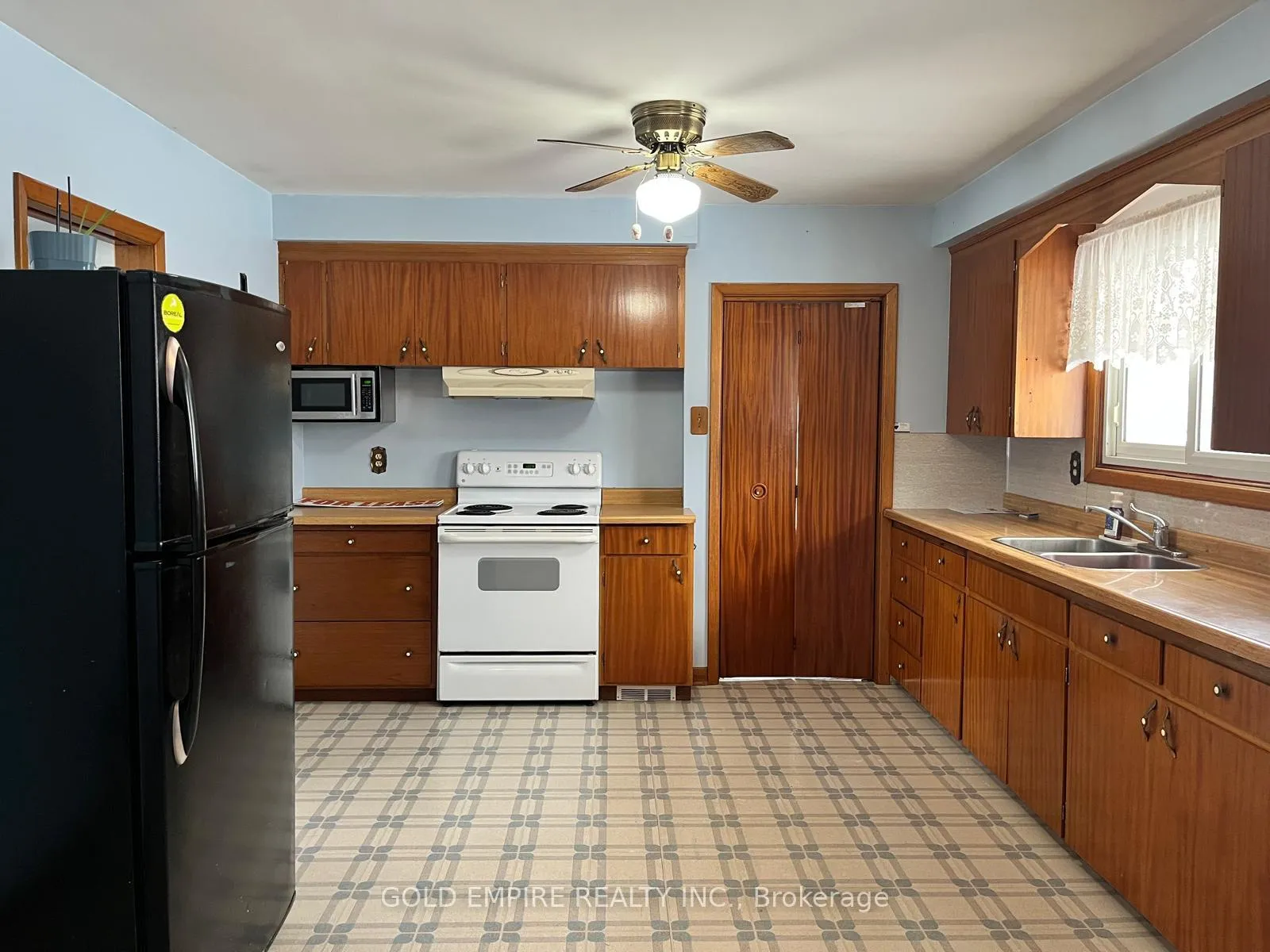 Photo 9 of 19 St Joseph Street, St. Thomas — HOMEH