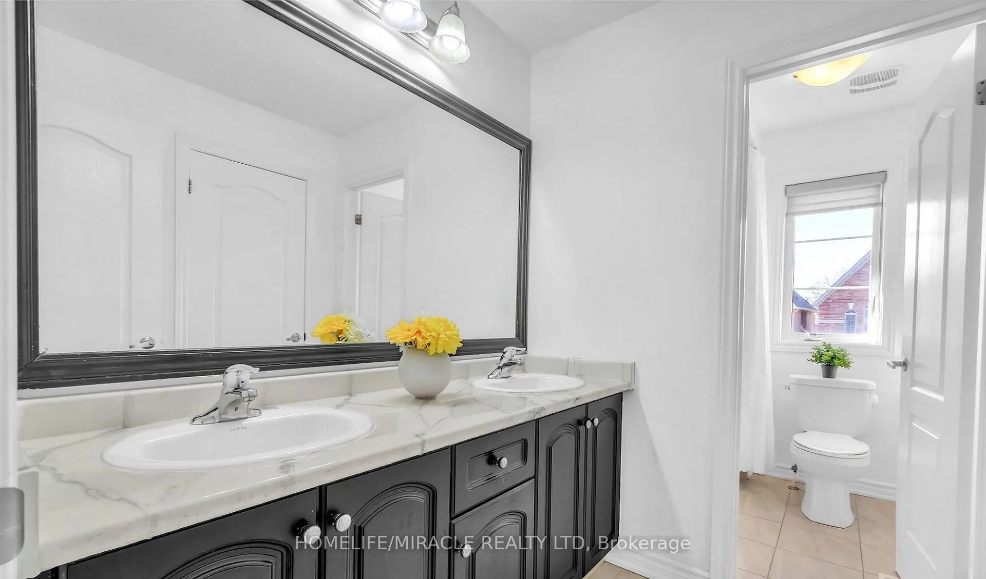 Photo 9 of 14 Canary Close, Brampton, Credit Valley — HOMEH