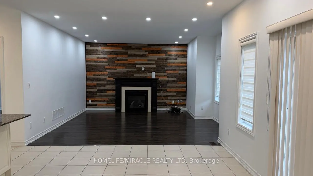 Photo 15 of 14 Canary Close, Brampton, Credit Valley — HOMEH