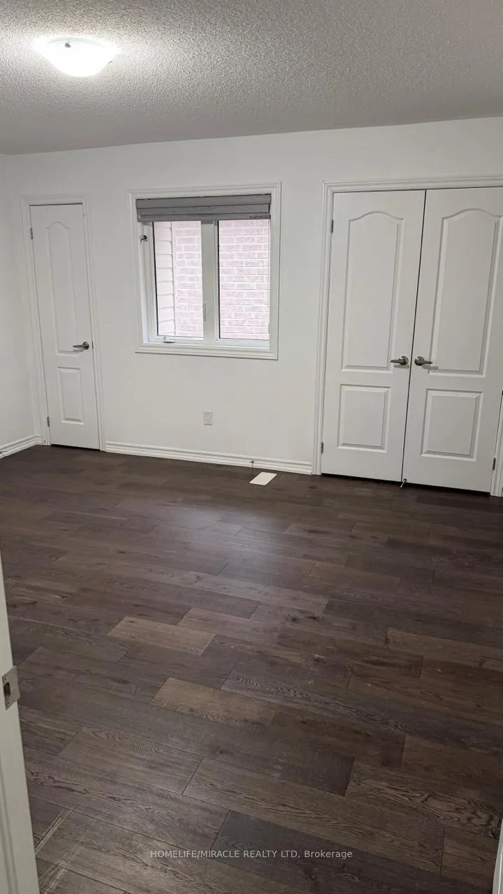 Photo 17 of 14 Canary Close, Brampton, Credit Valley — HOMEH