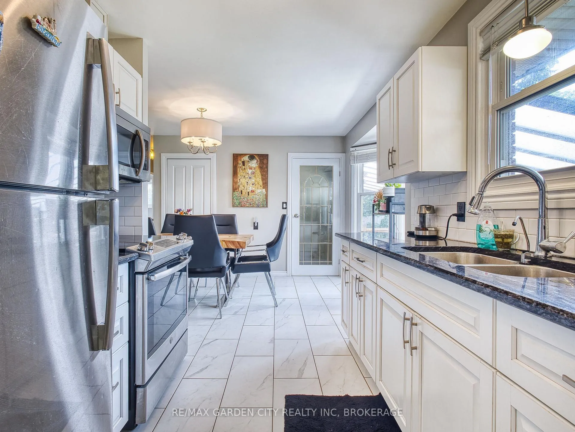 Photo 10 of 12 Princeway Drive, St. Catharines, Lakeport — HOMEH