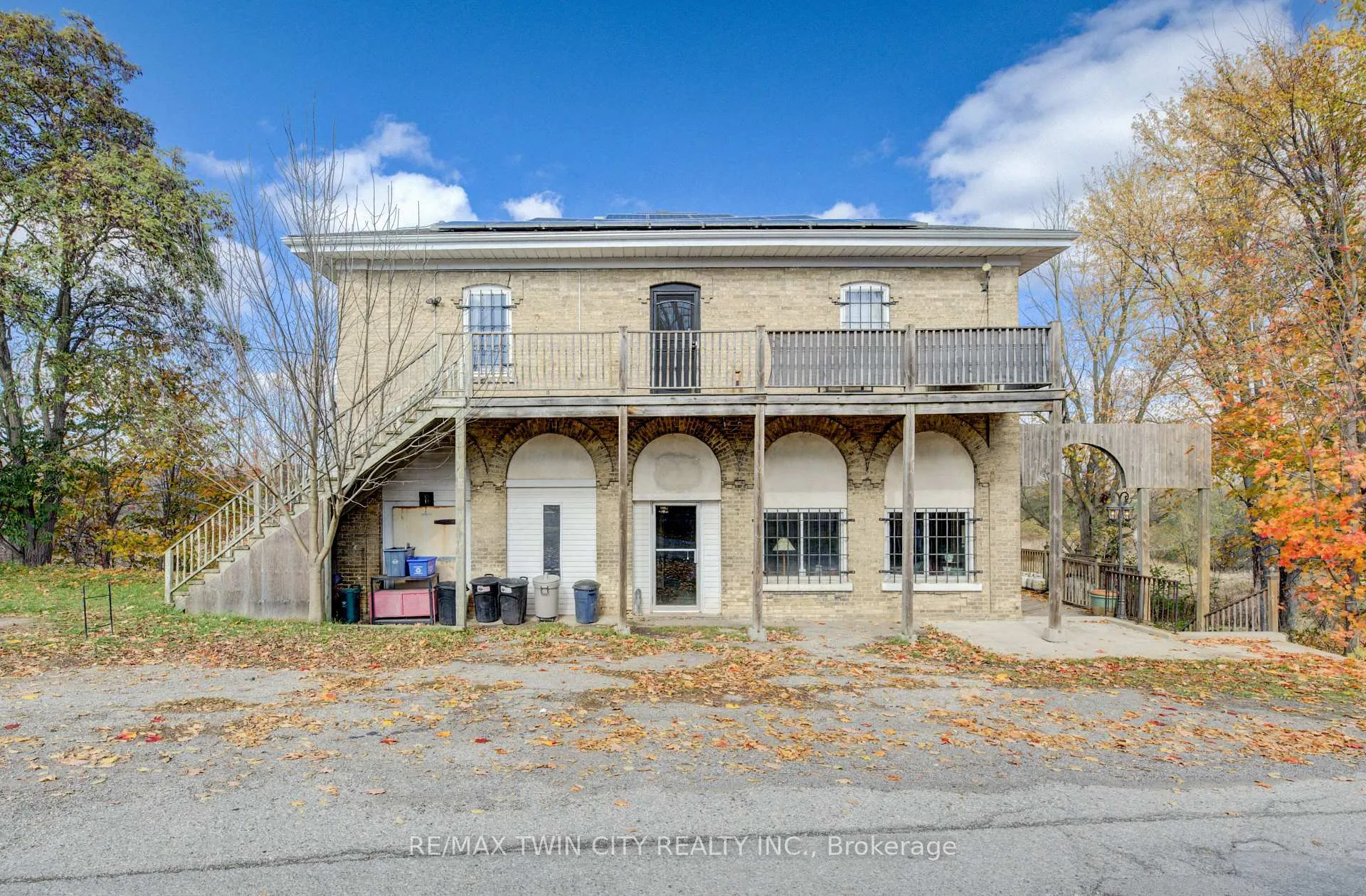 Front of 3506 Huron Road