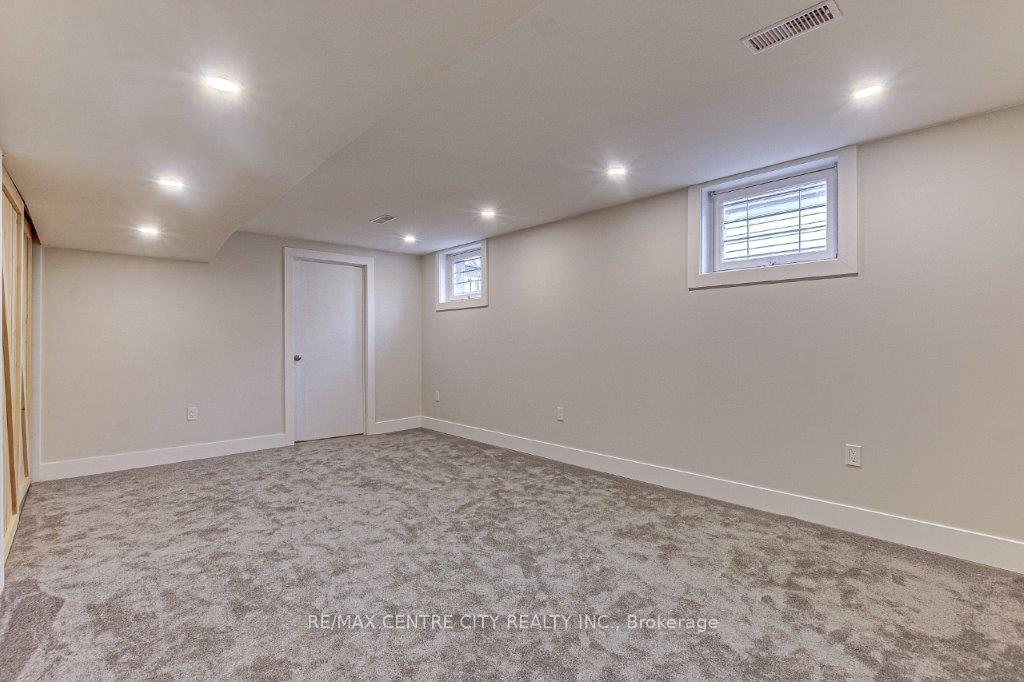 Photo 17 of 109 Balaclava Street, St. Thomas — HOMEH