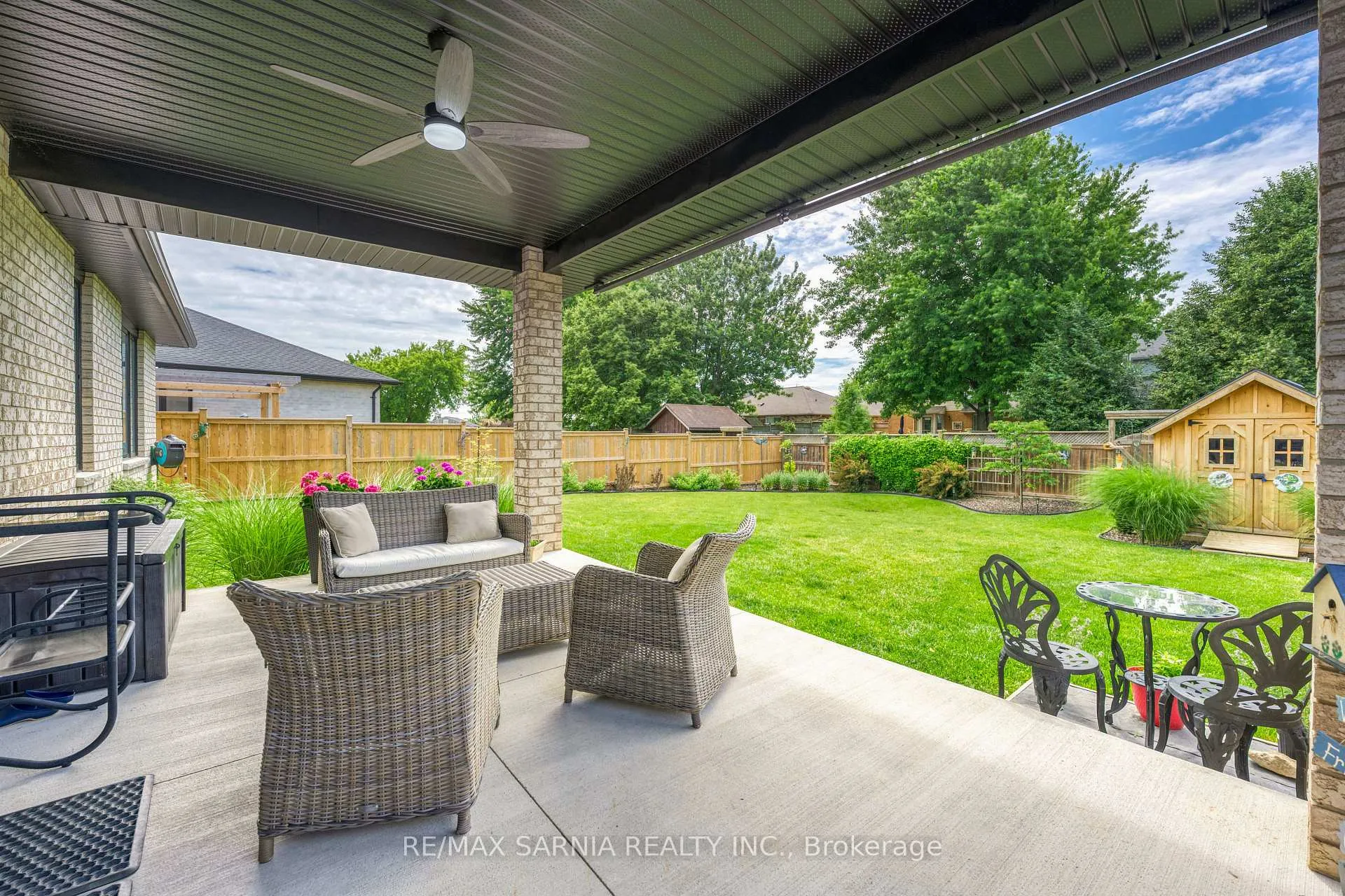 Photo 39 of 393 Bayhill Drive, St. Clair — HOMEH