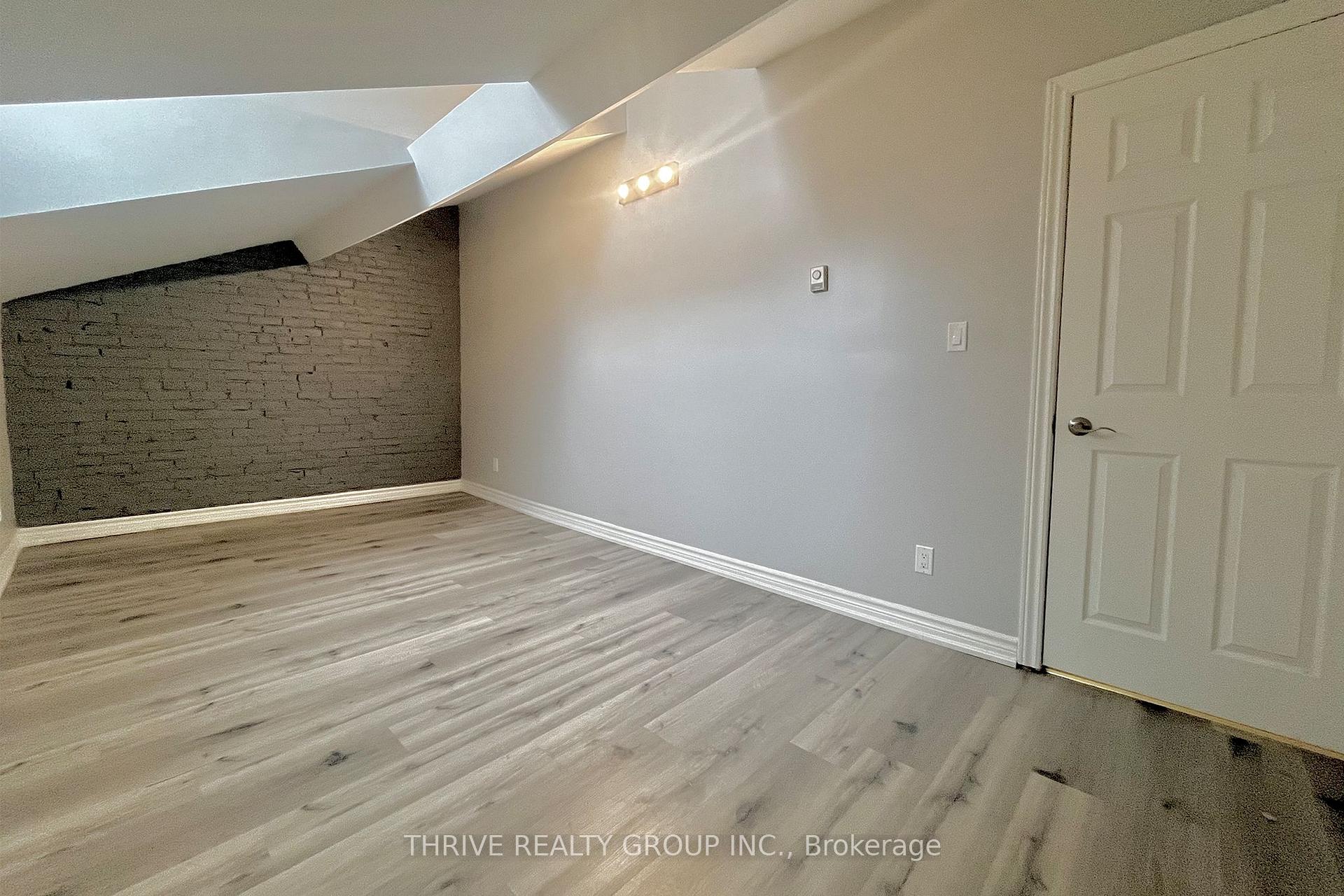Photo 8 of Unit 5, 286 Talbot Street, St. Thomas — HOMEH