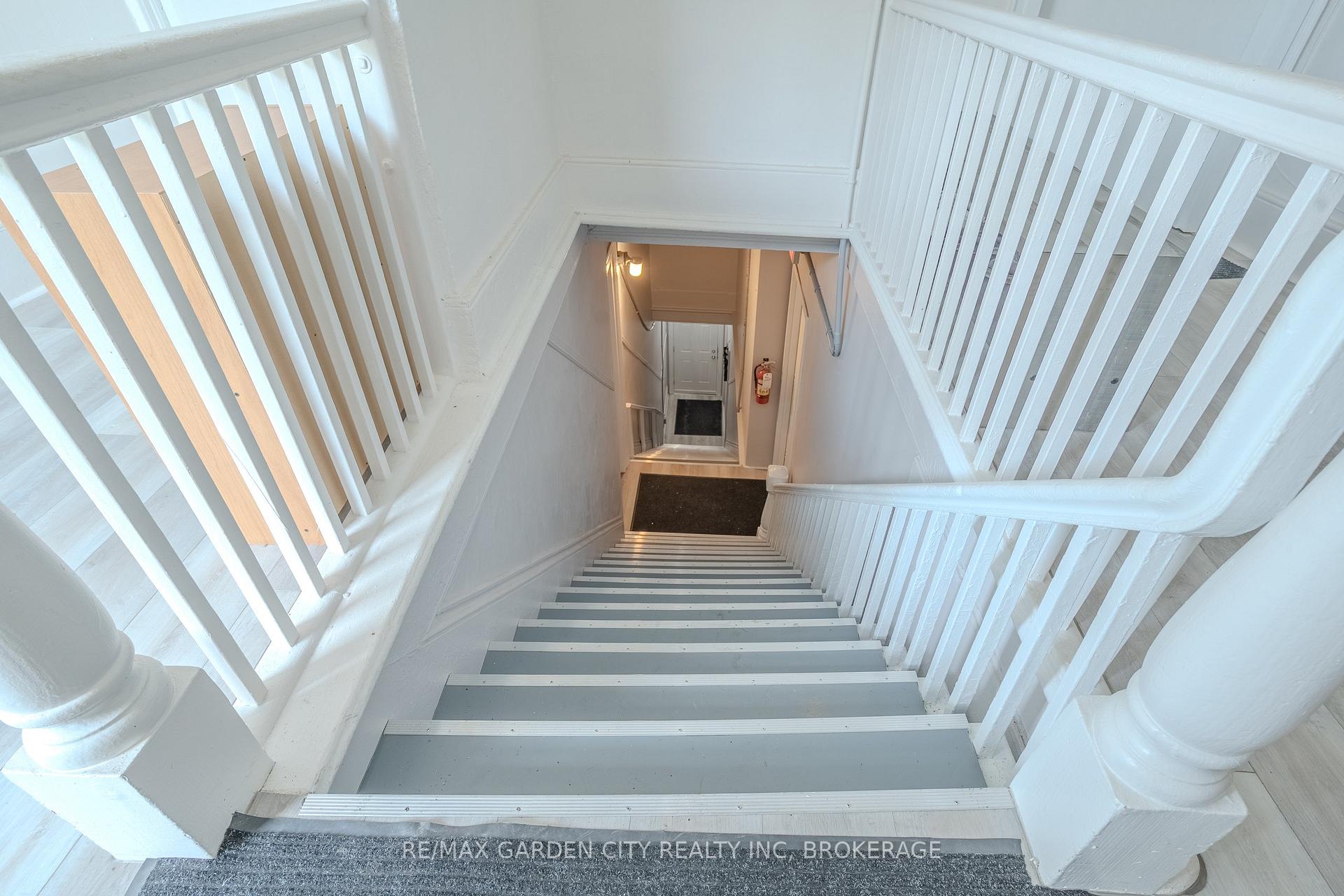 Photo 10 of Unit 3, 22 St. Paul Street, St. Catharines, Downtown — HOMEH
