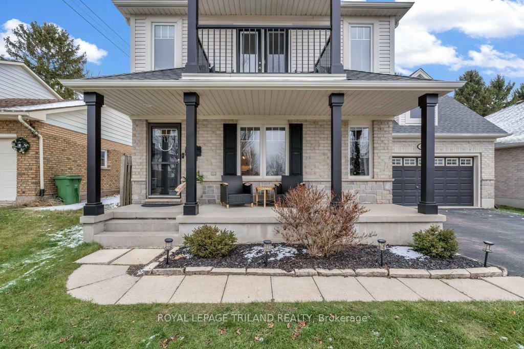 Photo 3 of 14 Penhale Avenue N, St. Thomas — HOMEH