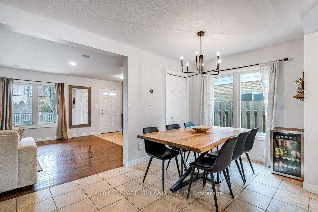 Photo 10 of 14 Penhale Avenue N, St. Thomas — HOMEH