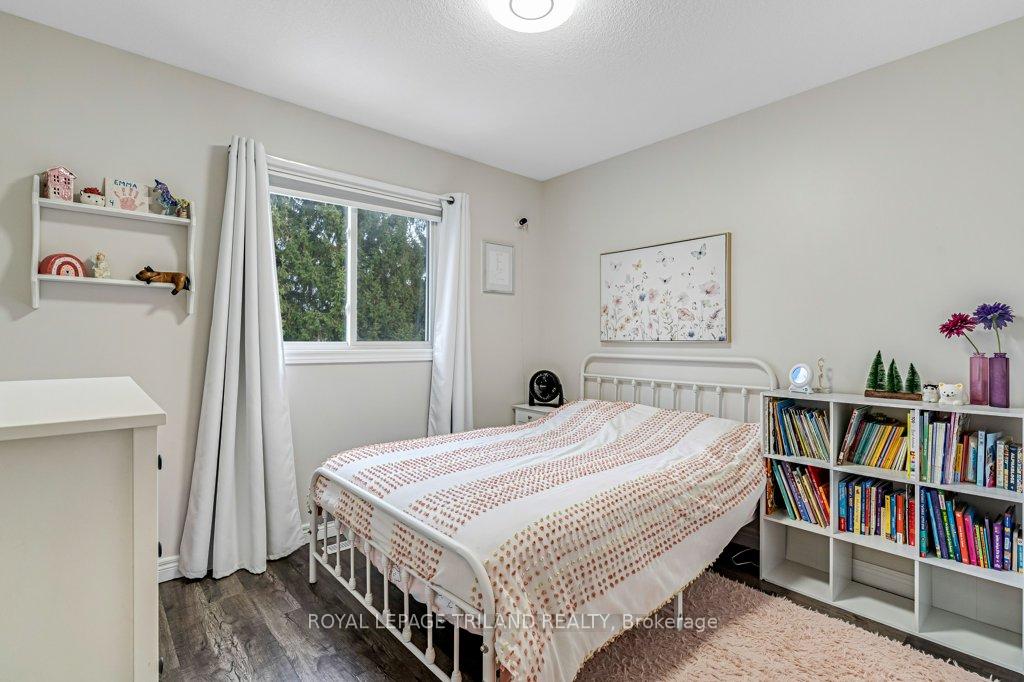 Photo 22 of 14 Penhale Avenue N, St. Thomas — HOMEH