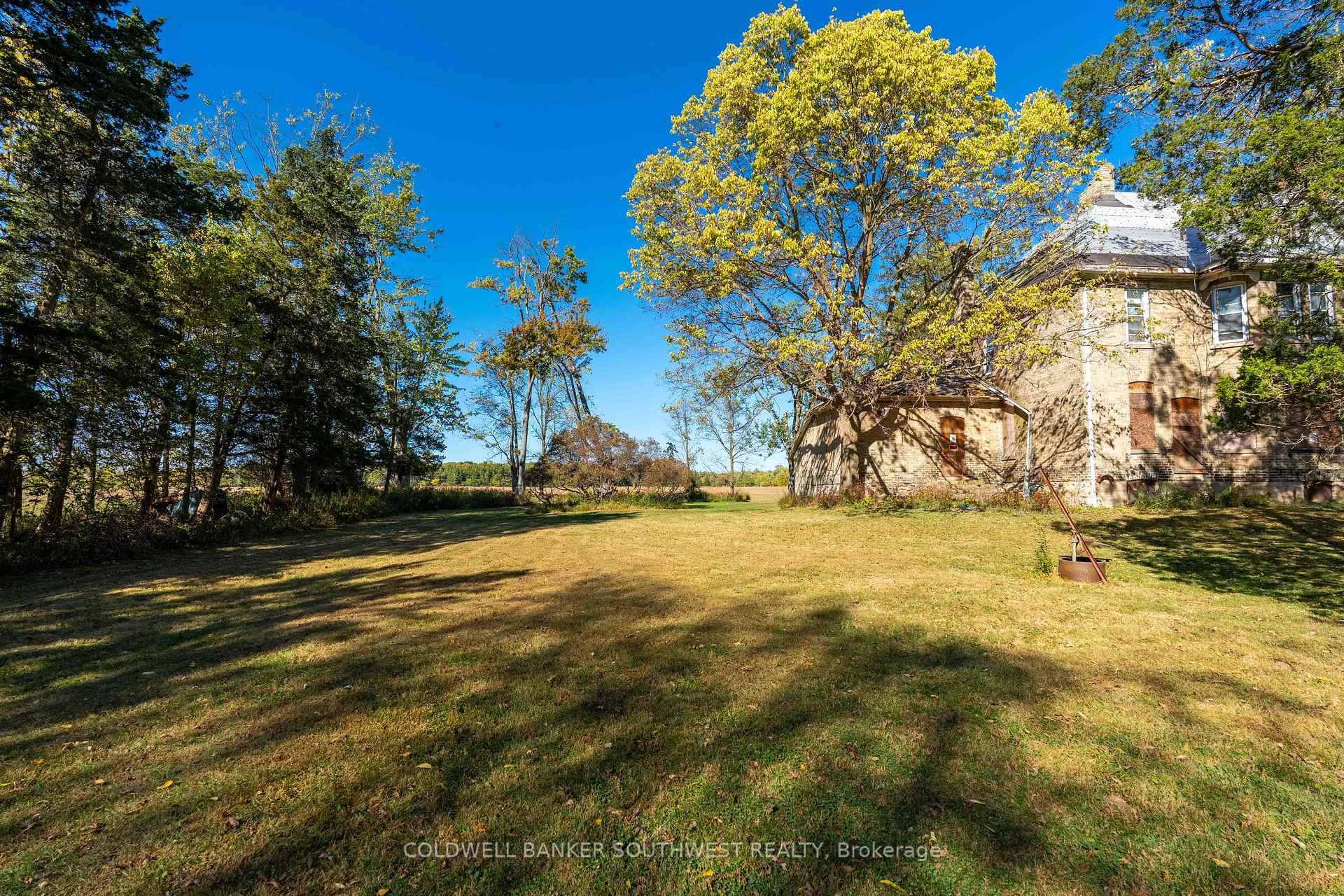 Photo 4 of 3127 Brigden Road, St. Clair — HOMEH