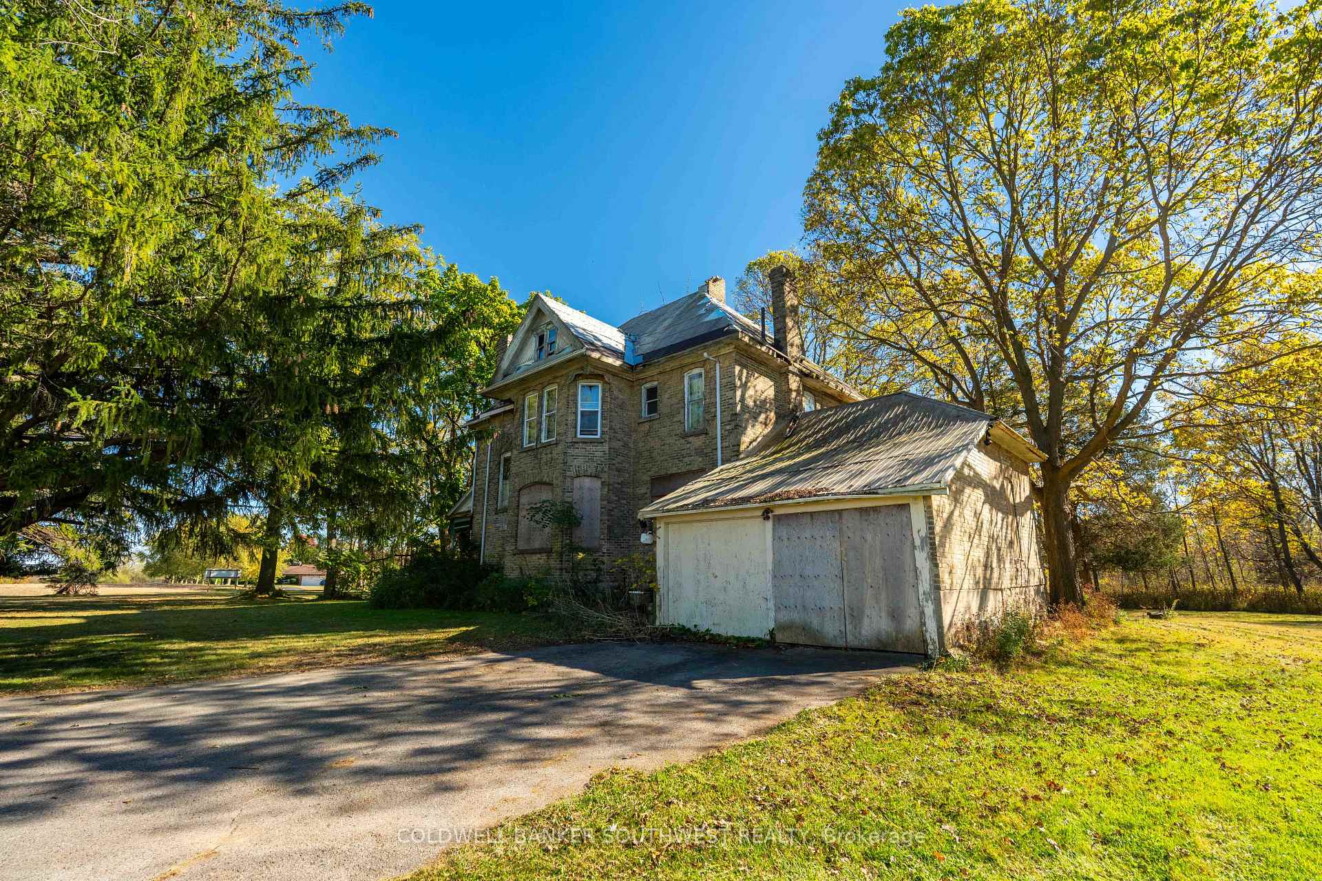Photo 10 of 3127 Brigden Road, St. Clair — HOMEH