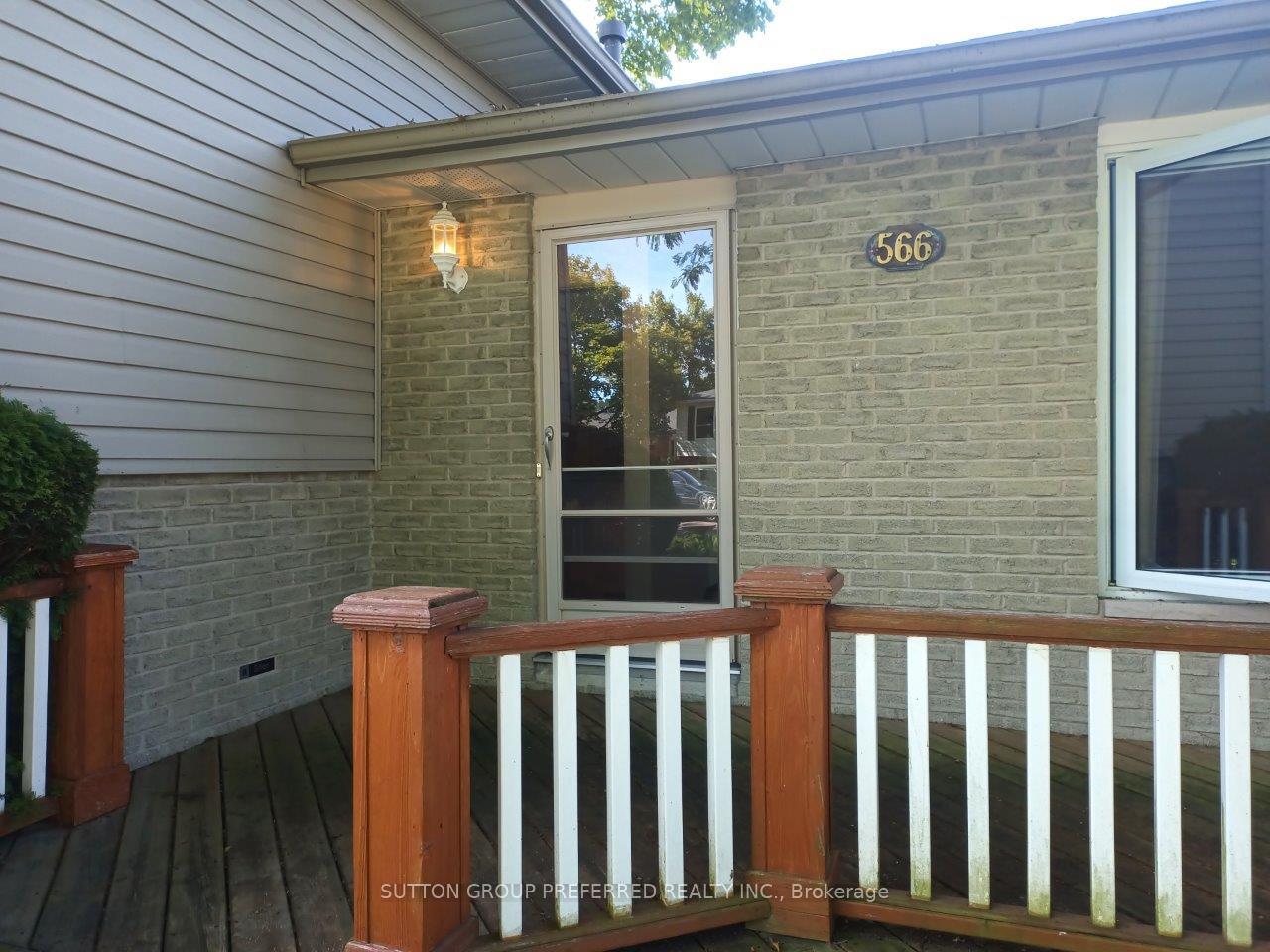 Photo 4 of 566 Albert Boulevard, St. Clair — HOMEH