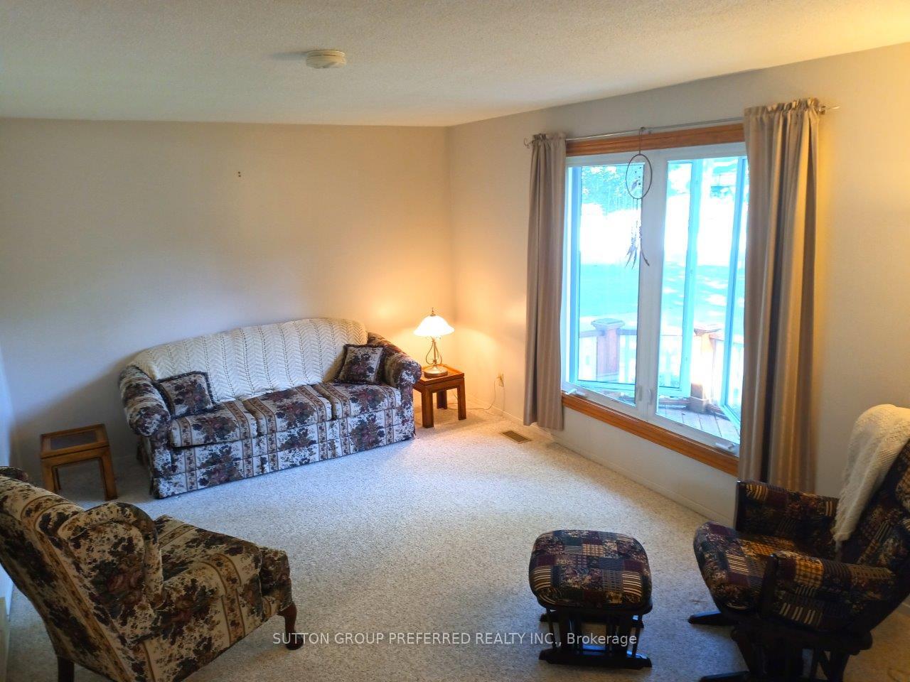 Photo 6 of 566 Albert Boulevard, St. Clair — HOMEH