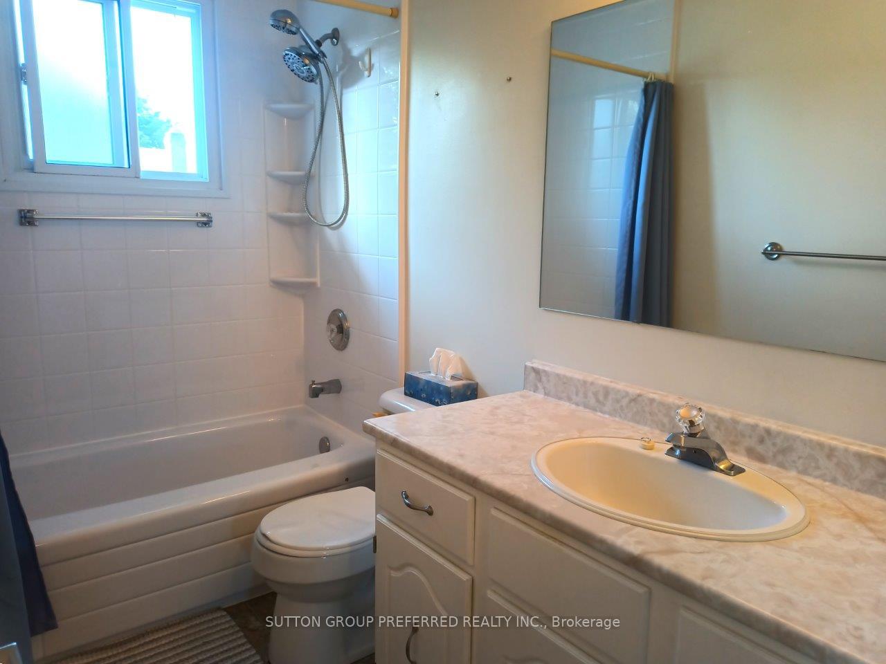 Photo 16 of 566 Albert Boulevard, St. Clair — HOMEH