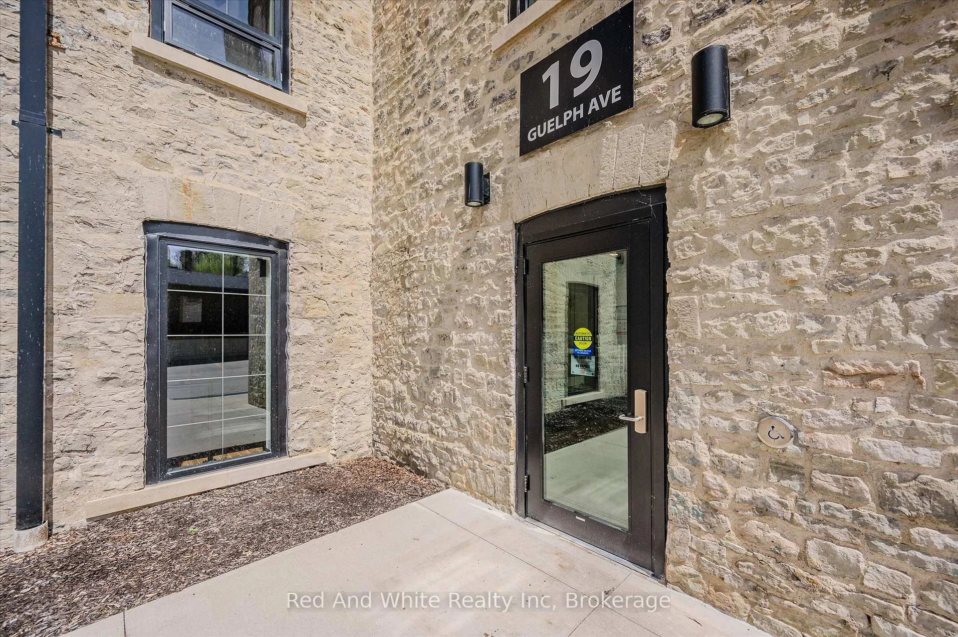Photo 5 of Unit 308, 19 Guelph Avenue, Cambridge, Hespeler Village — HOMEH