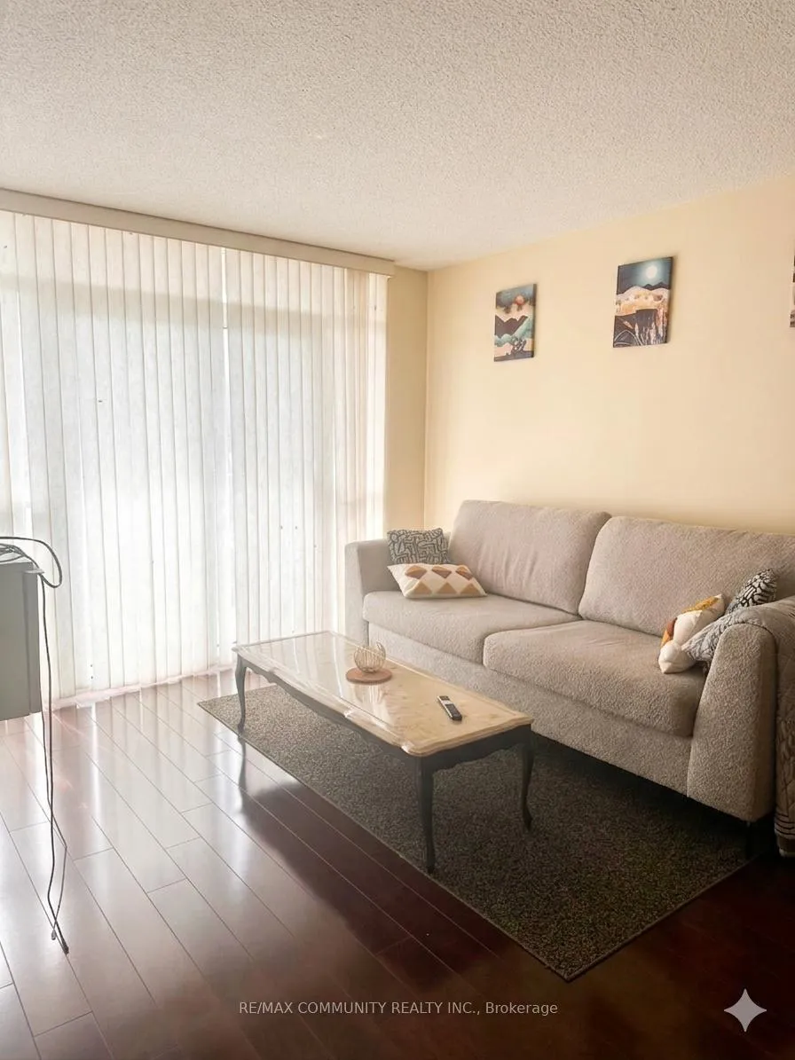 Photo 4 of Unit 512, 3650 Kingston Road, Scarborough, Scarborough Village — HOMEH