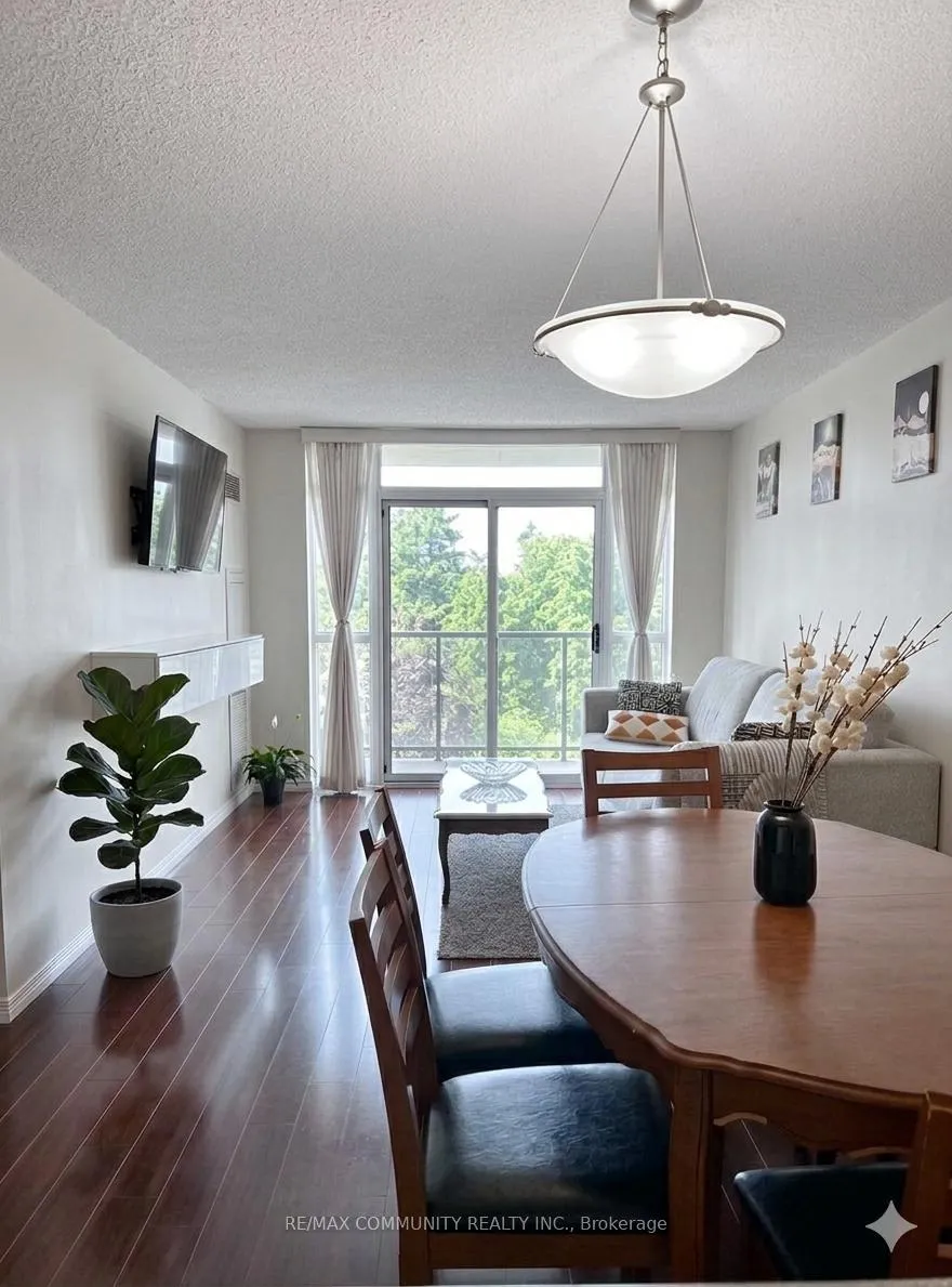 Photo 7 of Unit 512, 3650 Kingston Road, Scarborough, Scarborough Village — HOMEH