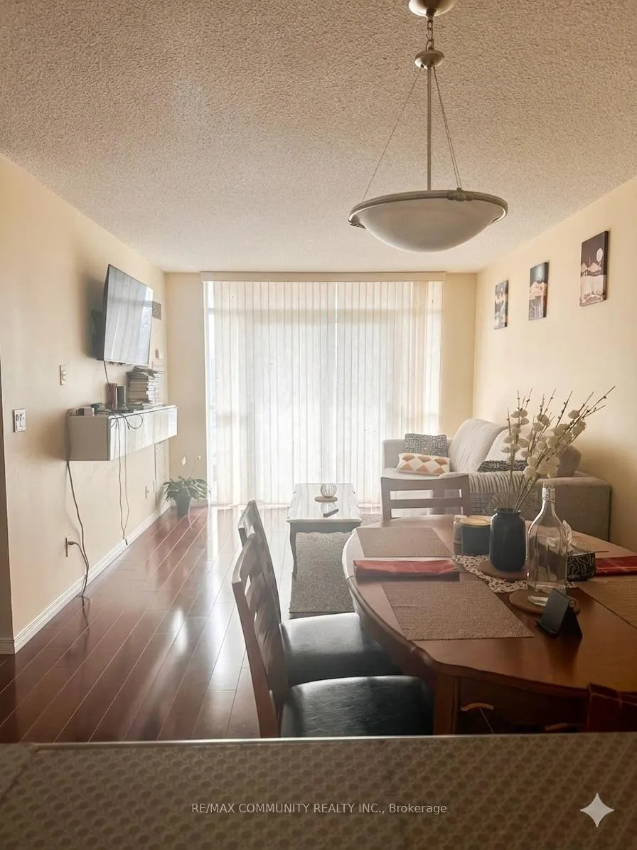 Photo 8 of Unit 512, 3650 Kingston Road, Scarborough, Scarborough Village — HOMEH