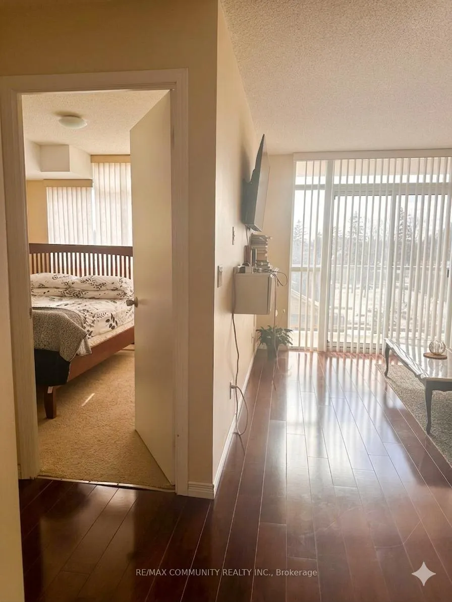 Photo 9 of Unit 512, 3650 Kingston Road, Scarborough, Scarborough Village — HOMEH