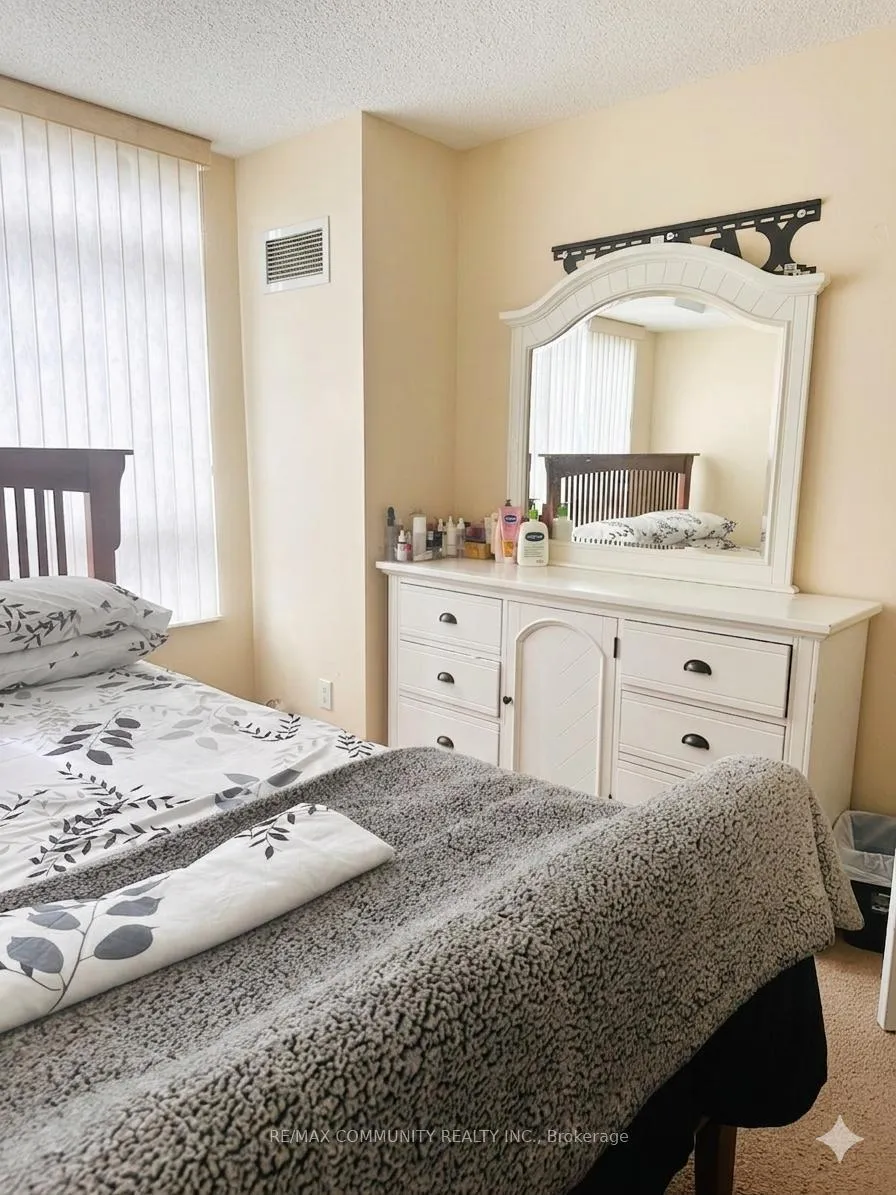 Photo 10 of Unit 512, 3650 Kingston Road, Scarborough, Scarborough Village — HOMEH