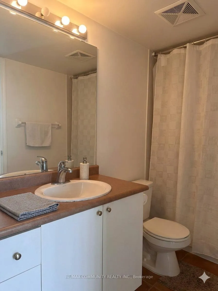 Photo 16 of Unit 512, 3650 Kingston Road, Scarborough, Scarborough Village — HOMEH