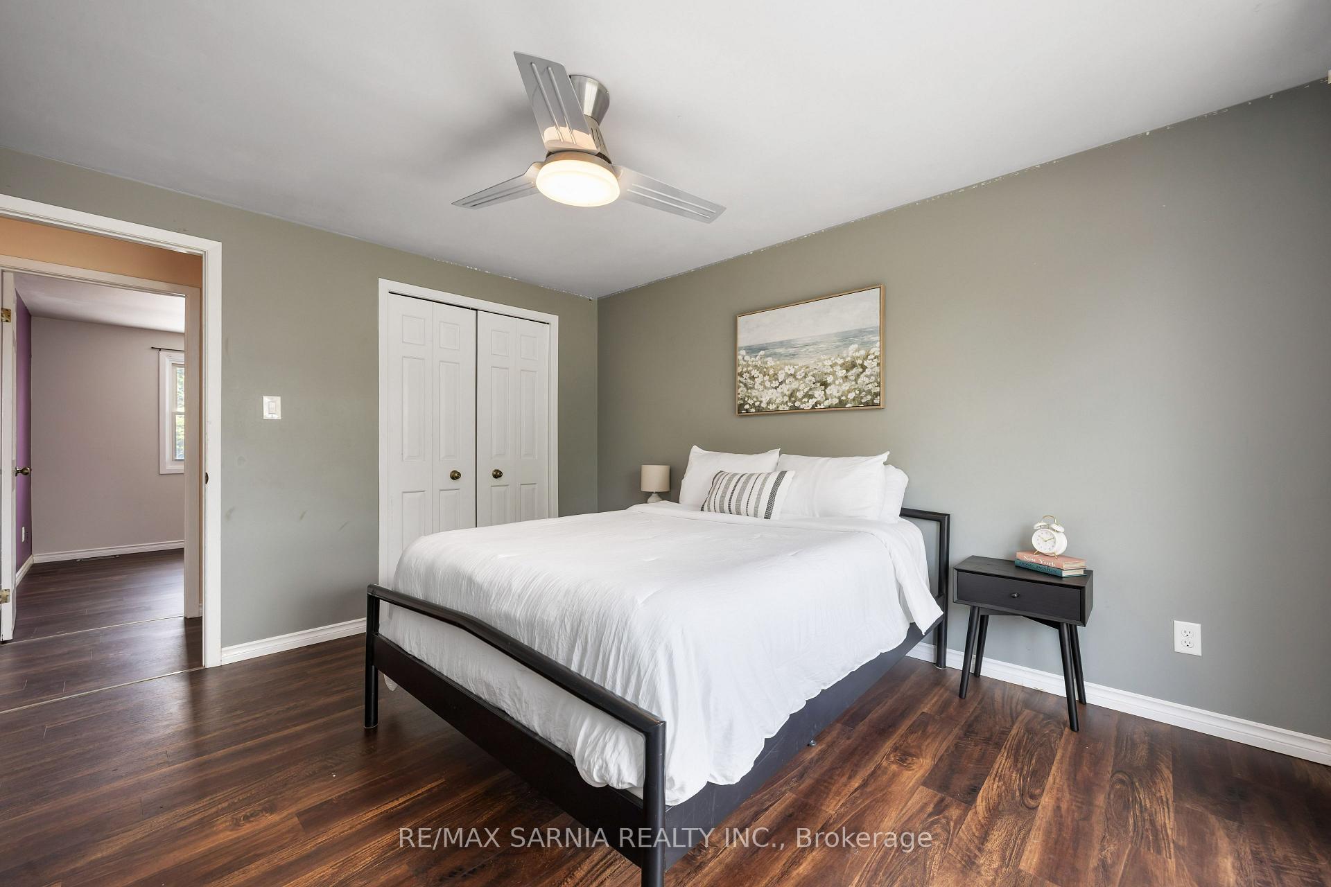 Photo 27 of 564 Riverside Drive, St. Clair — HOMEH