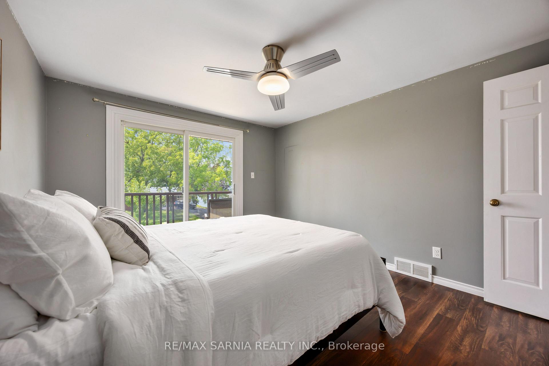 Photo 28 of 564 Riverside Drive, St. Clair — HOMEH