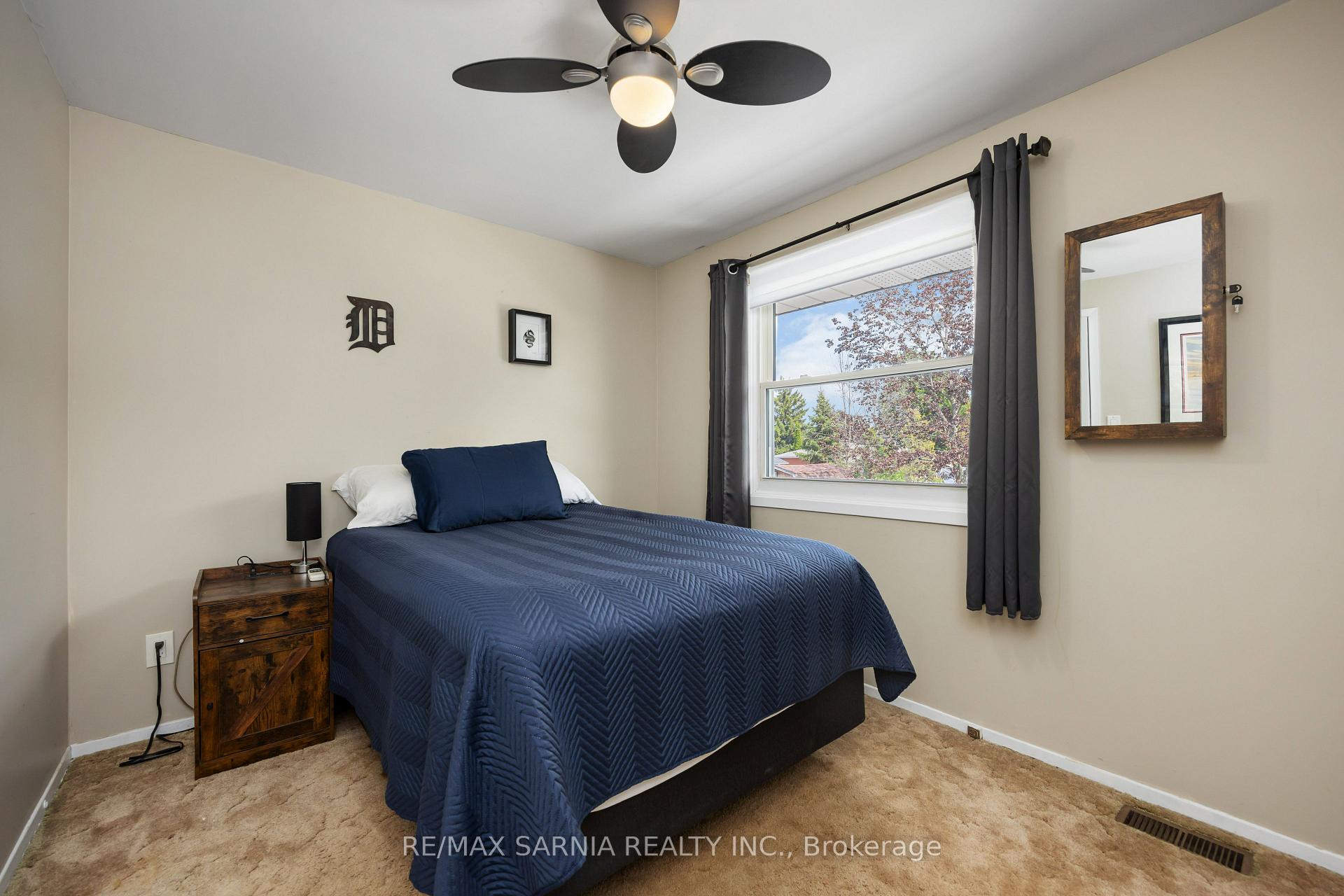 Photo 31 of 564 Riverside Drive, St. Clair — HOMEH