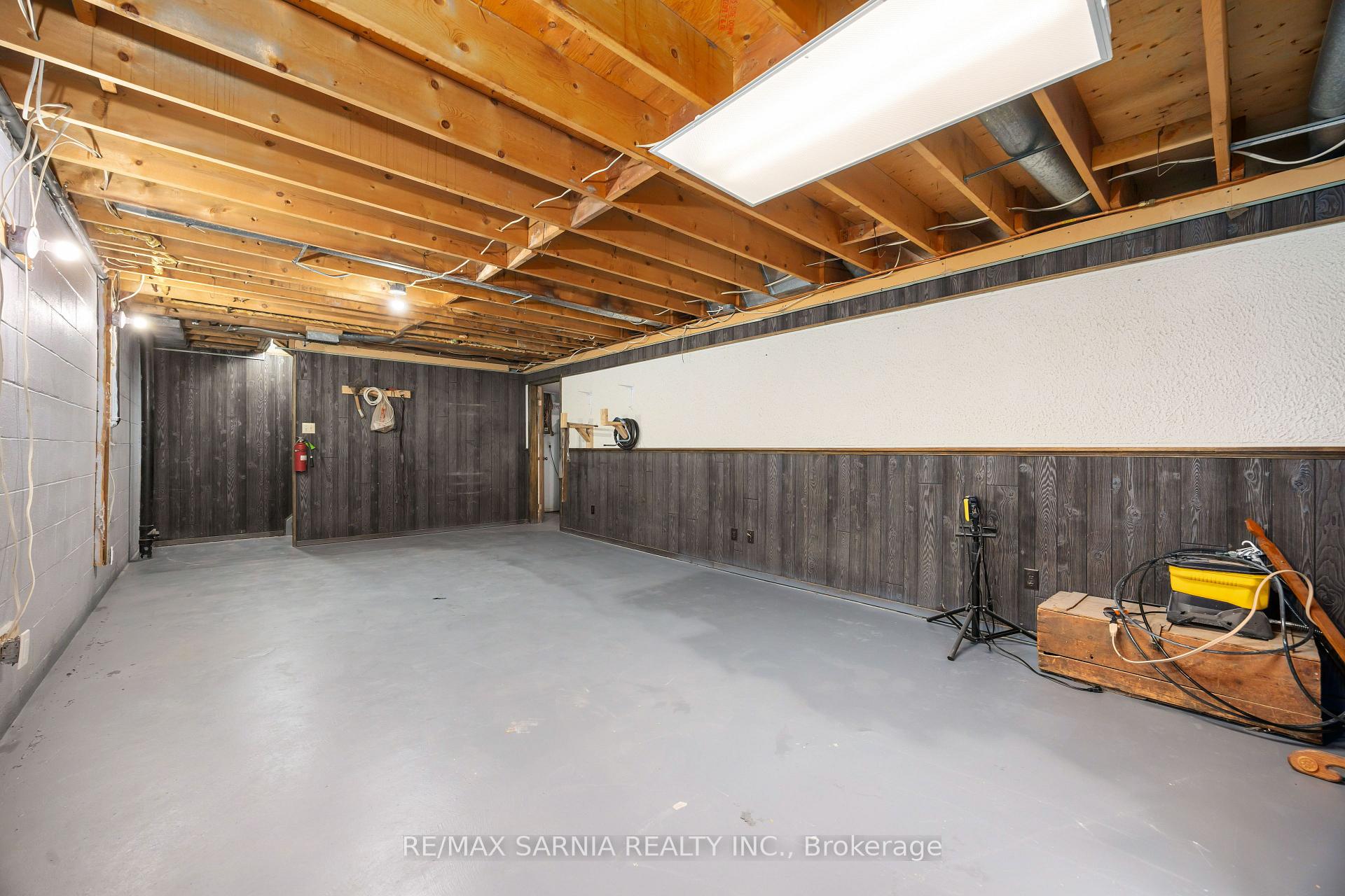 Photo 33 of 564 Riverside Drive, St. Clair — HOMEH
