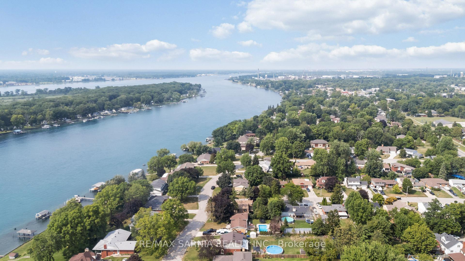 Photo 42 of 564 Riverside Drive, St. Clair — HOMEH
