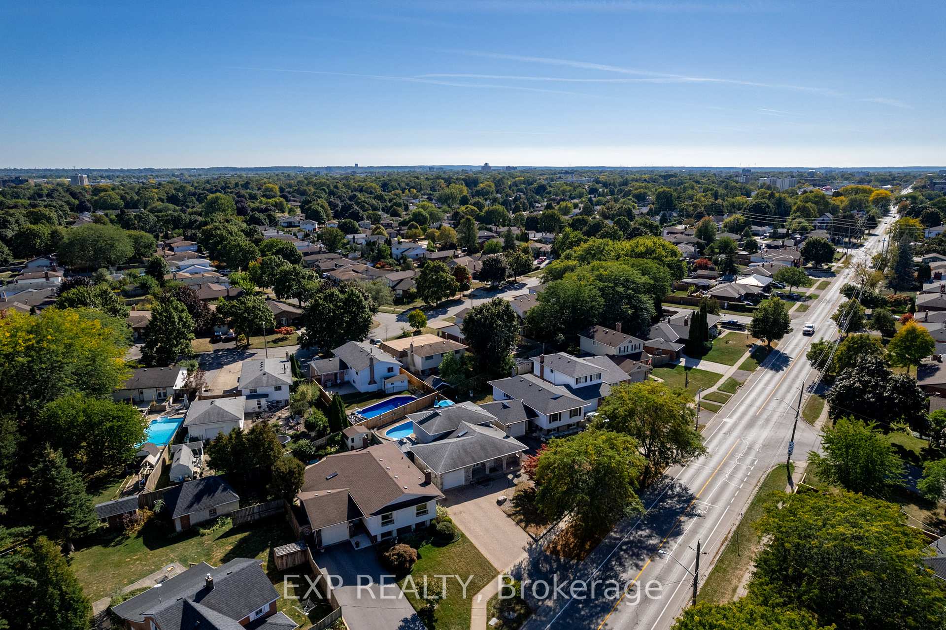Photo 8 of 494 Scott Street, St. Catharines, Carlton/Bunting — HOMEH