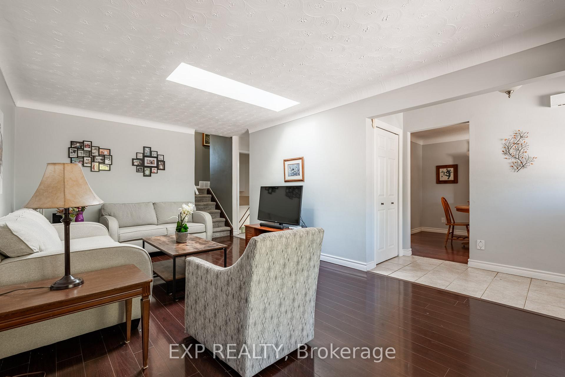 Photo 11 of 494 Scott Street, St. Catharines, Carlton/Bunting — HOMEH