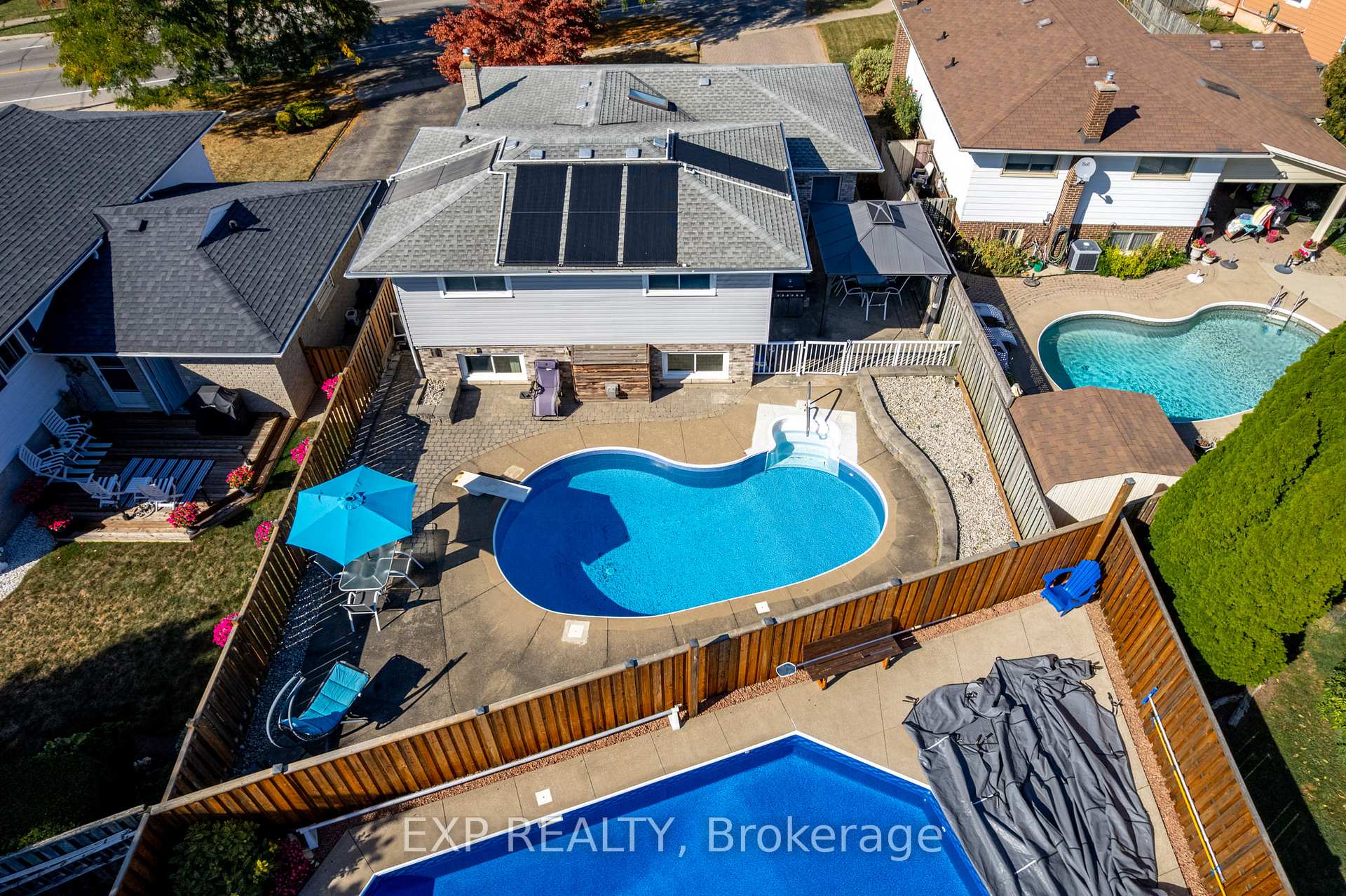 Photo 46 of 494 Scott Street, St. Catharines, Carlton/Bunting — HOMEH