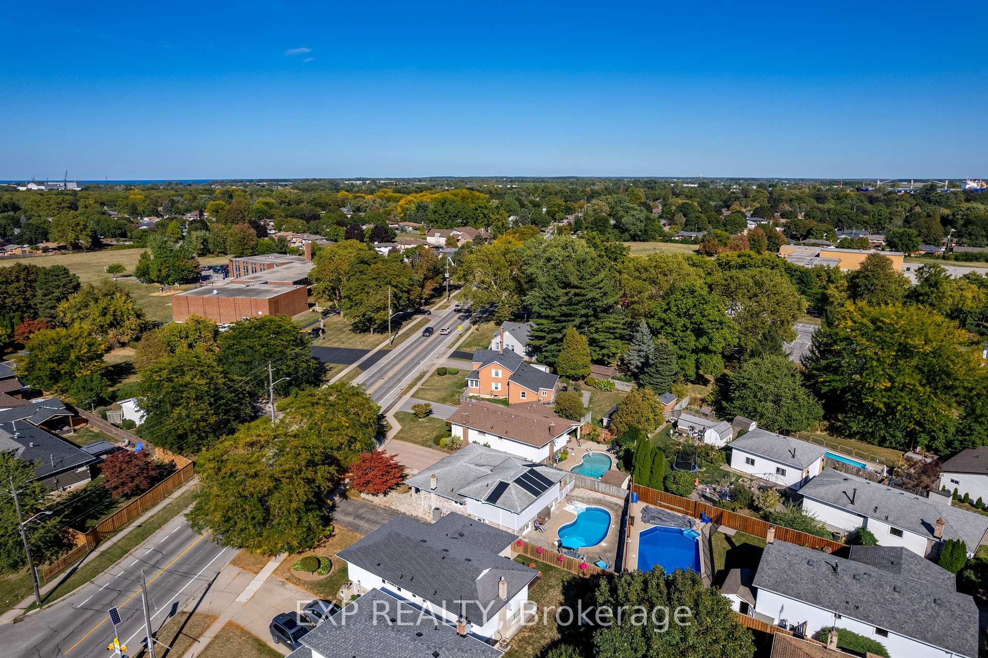 Photo 48 of 494 Scott Street, St. Catharines, Carlton/Bunting — HOMEH