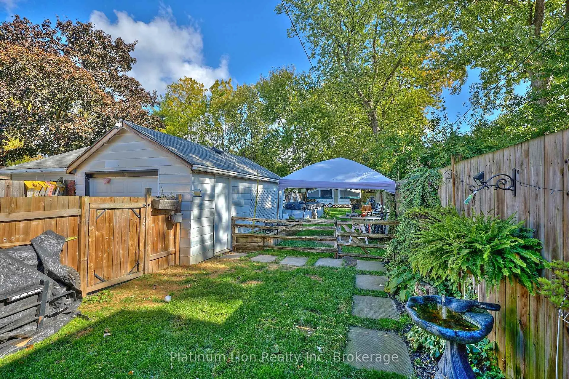 Photo 6 of 28 Haynes Avenue, St. Catharines, E. Chester — HOMEH