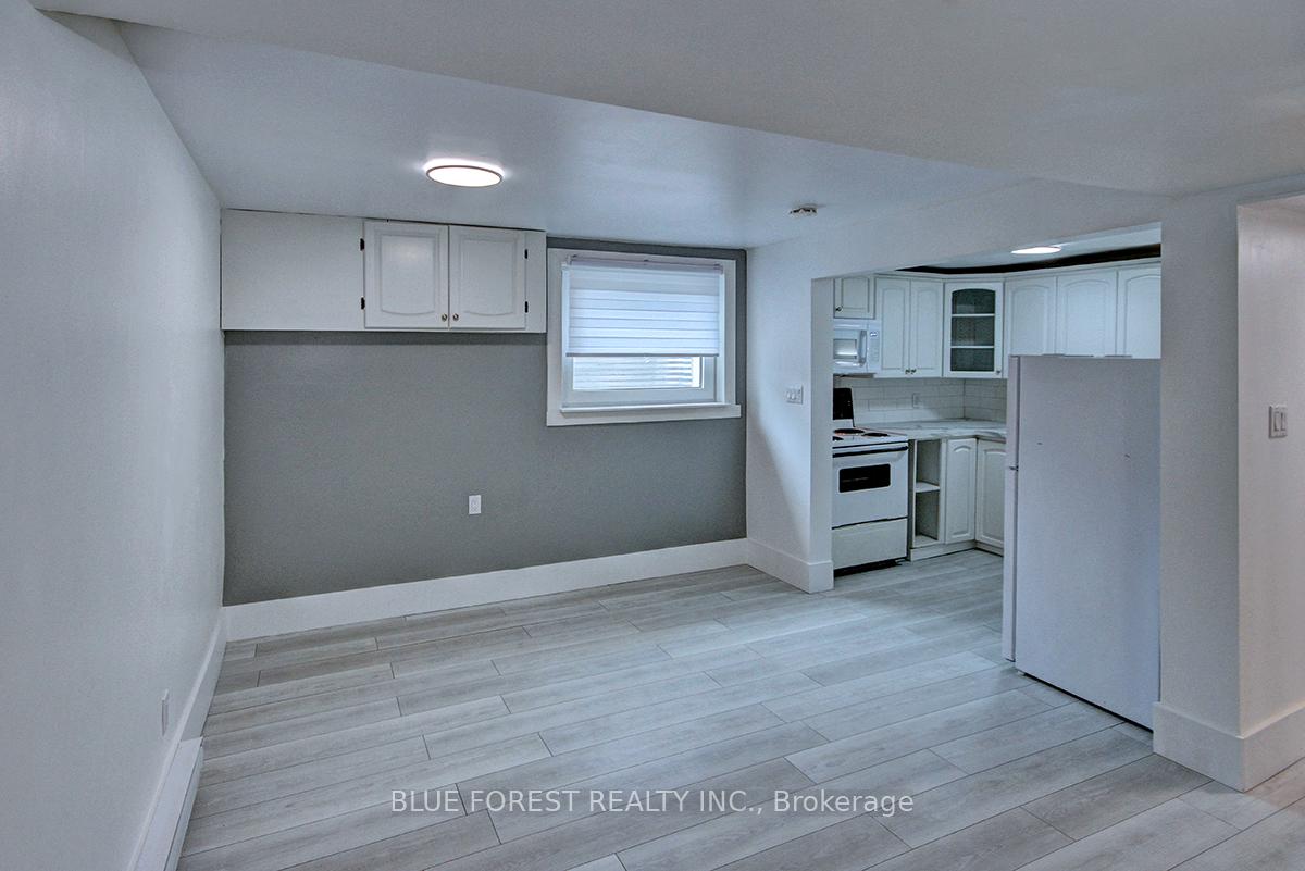 Photo 6 of 180 Ross Street, St. Thomas — HOMEH