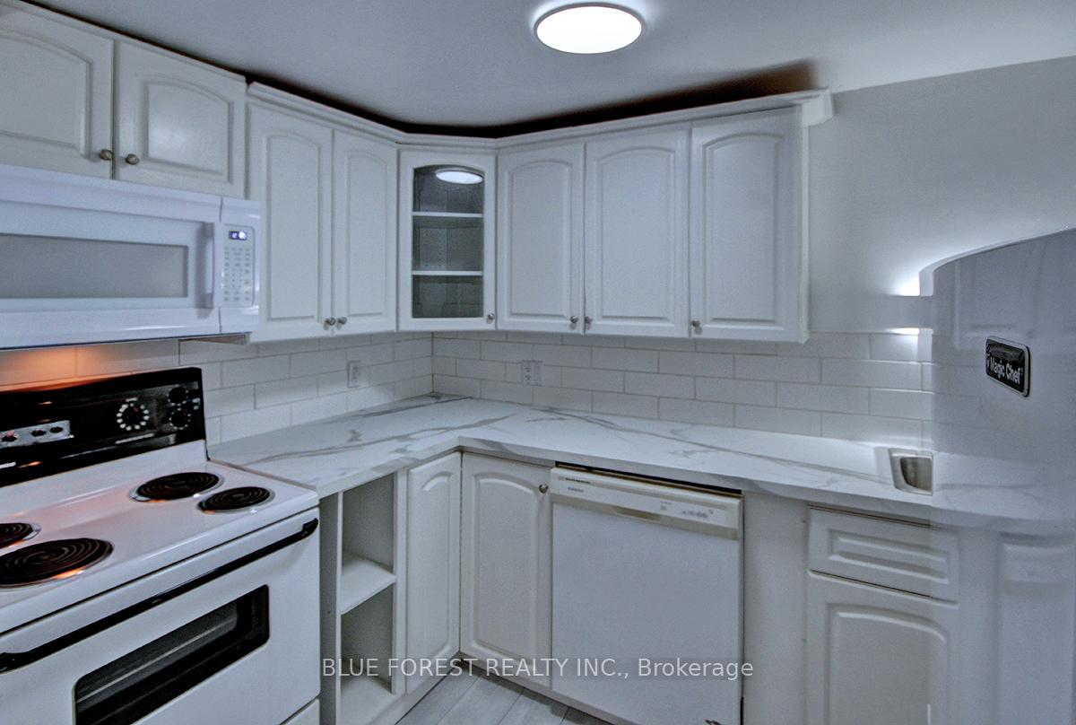 Photo 7 of 180 Ross Street, St. Thomas — HOMEH
