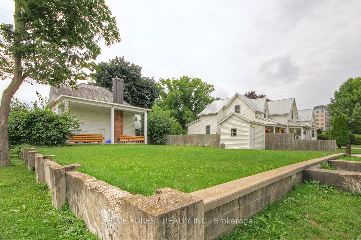 Photo 21 of 180 Ross Street, St. Thomas — HOMEH