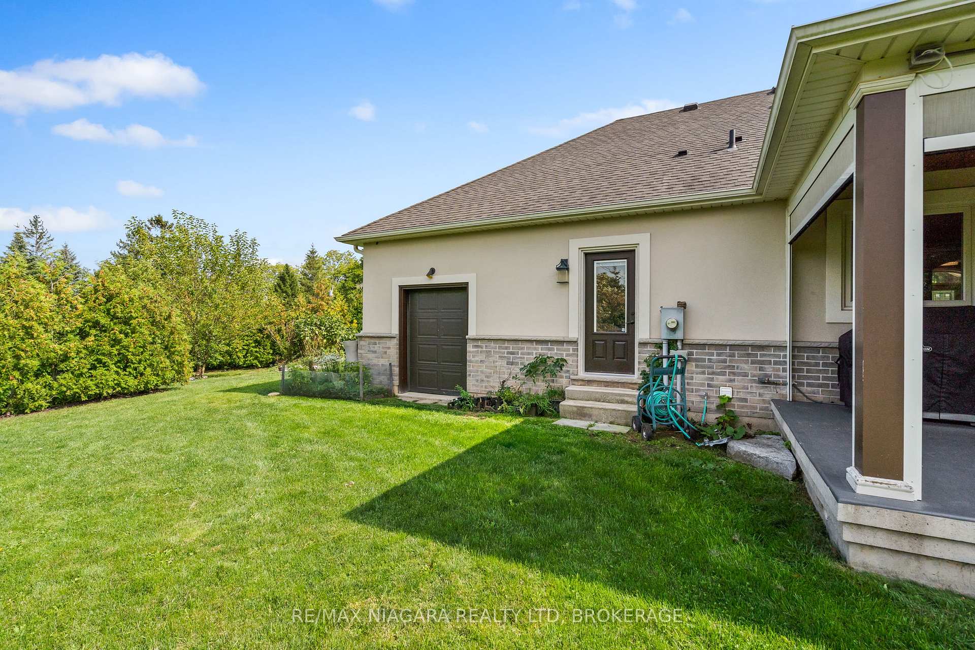 Photo 41 of 7 Parklane Crescent, St. Catharines, Glendale/Glenridge — HOMEH