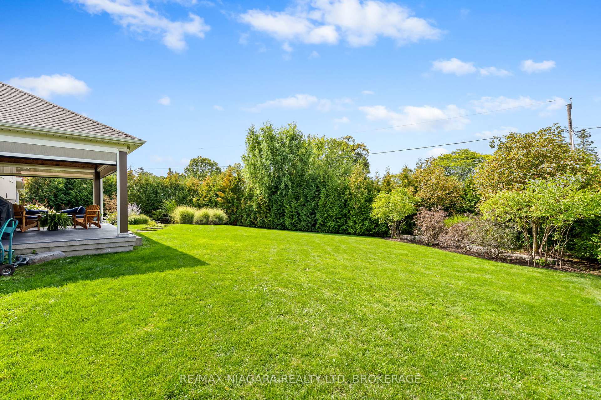 Photo 42 of 7 Parklane Crescent, St. Catharines, Glendale/Glenridge — HOMEH