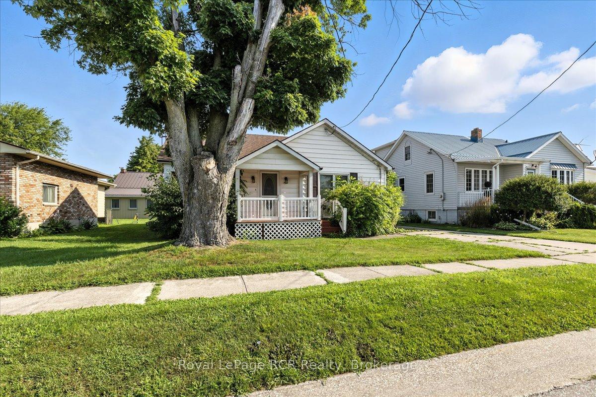 Photo 1 of 506 John Street, St. Clair — HOMEH