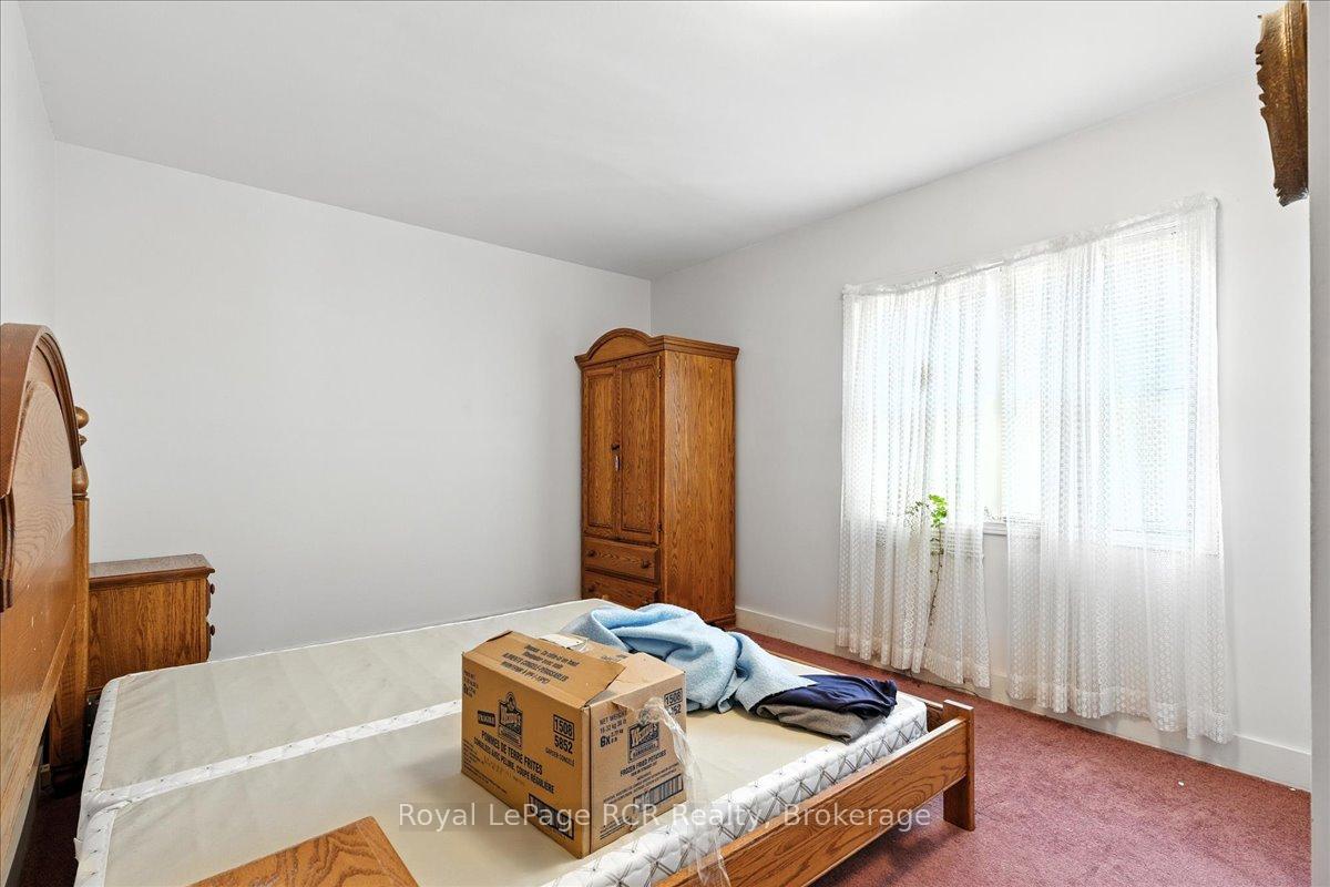 Photo 20 of 506 John Street, St. Clair — HOMEH