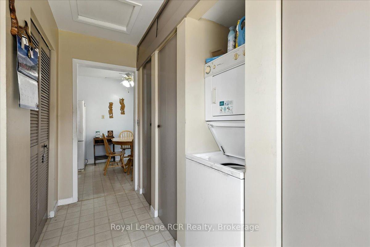 Photo 22 of 506 John Street, St. Clair — HOMEH