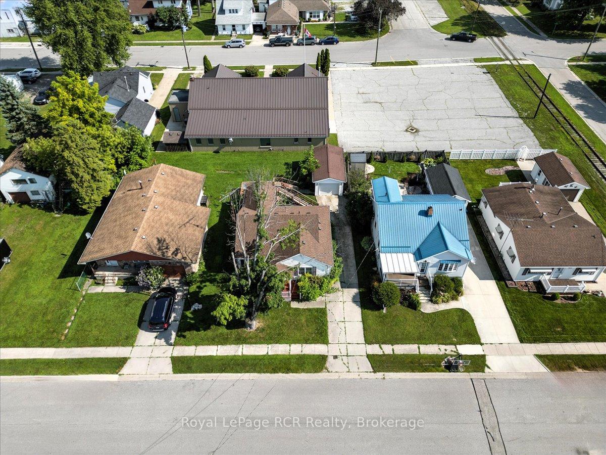 Photo 34 of 506 John Street, St. Clair — HOMEH