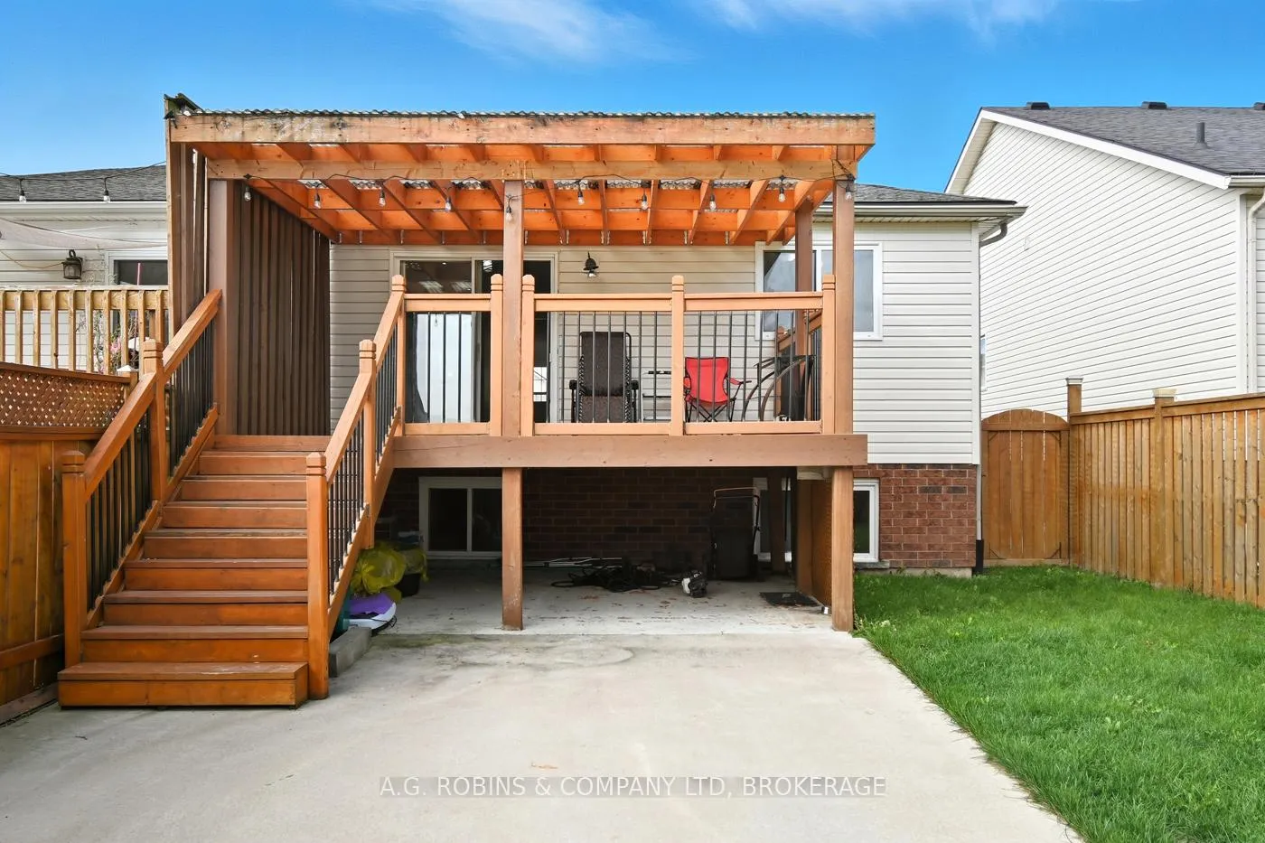Photo 37 of 8 McBride Drive, St. Catharines, Rykert/Vansickle — HOMEH
