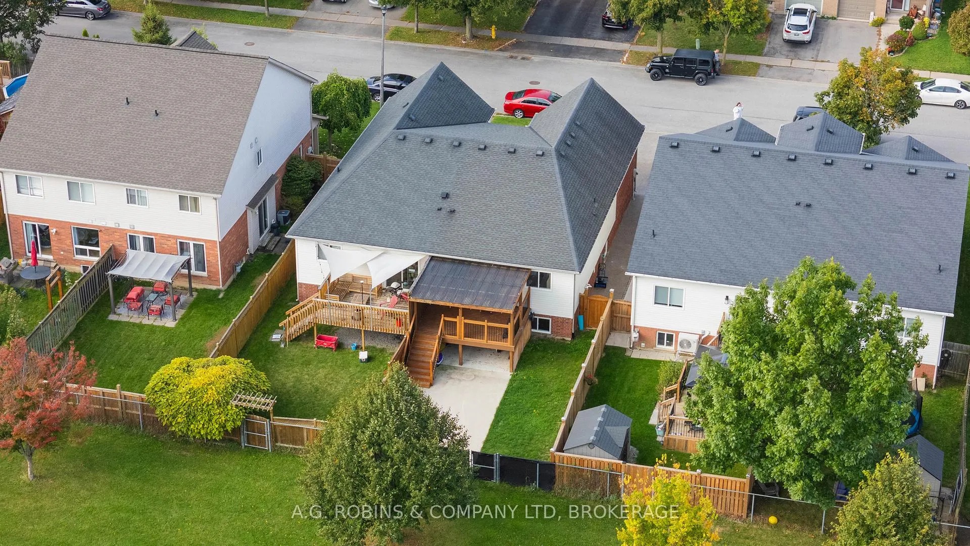 Photo 41 of 8 McBride Drive, St. Catharines, Rykert/Vansickle — HOMEH