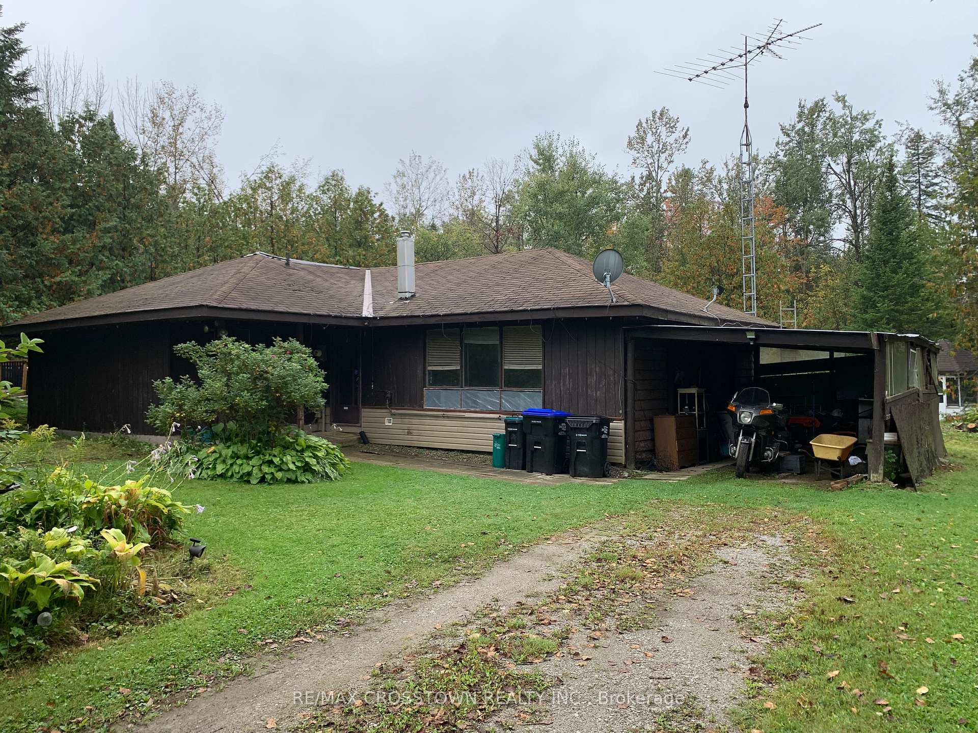 Photo 1 of 1470 Gill Road, Springwater, Rural Springwater — HOMEH